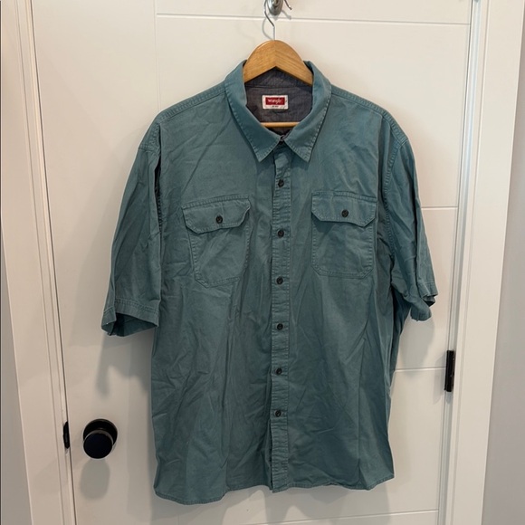 Wrangler Other - 🏴 Wrangler Green Casual Button Down Shirt size XXL